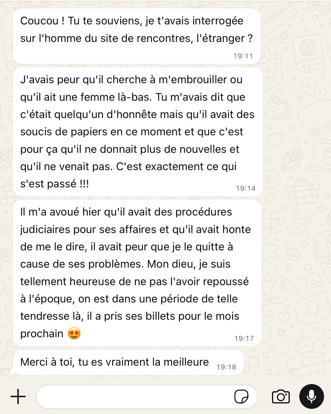 Avis d’une cliente sur une prédiction concernant une relation à distance